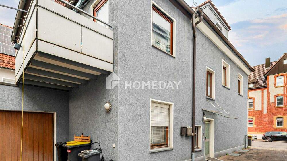 Charmantes Mehrfamilienhaus mit vielseitigen Nutzungsmöglichkeiten in zentraler Lage 9 zimmer