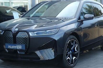 BMW iX 32.990 km 64.400 &euro; Vaihingen / Enz 71665