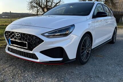 Hyundai i30 24.434 km 30.599 &euro; Löchgau 74369