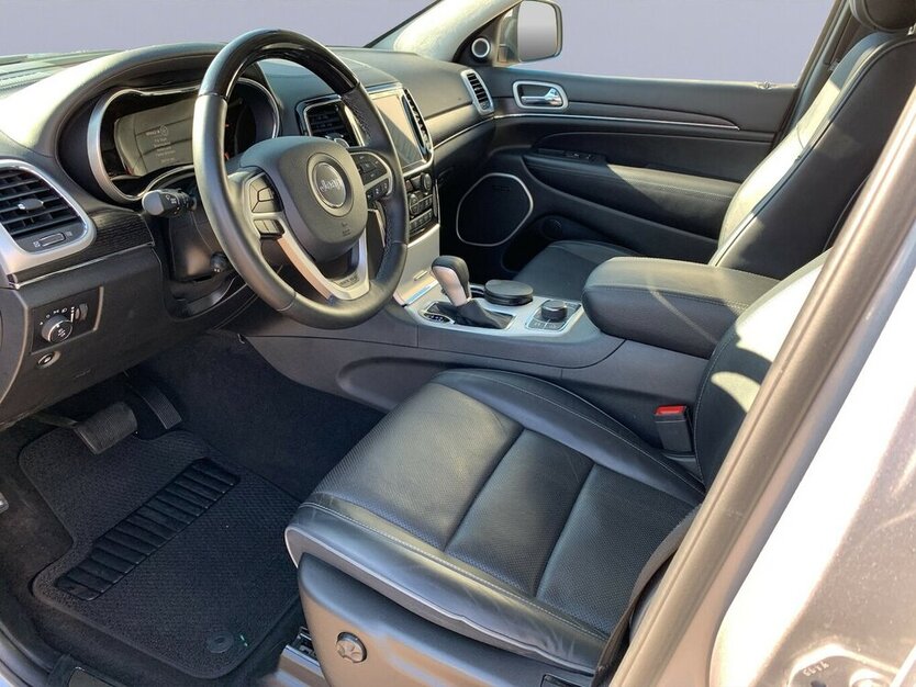 Jeep Grand Cherokee 3.0 CRD 4x4 Summit Leder NAVI PDC 88.717 km 37.900 € Backnang, 71522