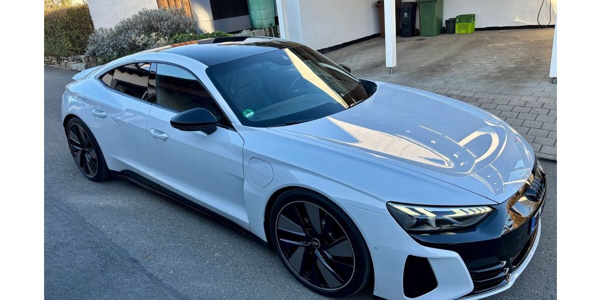 Audi e-tron GT 27.500 km 59.900 &euro; Sinsheim 74889