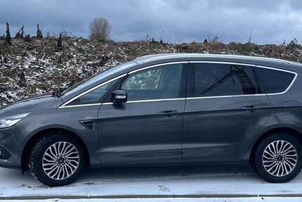 Ford S-Max 82.000 km 18.000 &euro; Mainhardt 74535