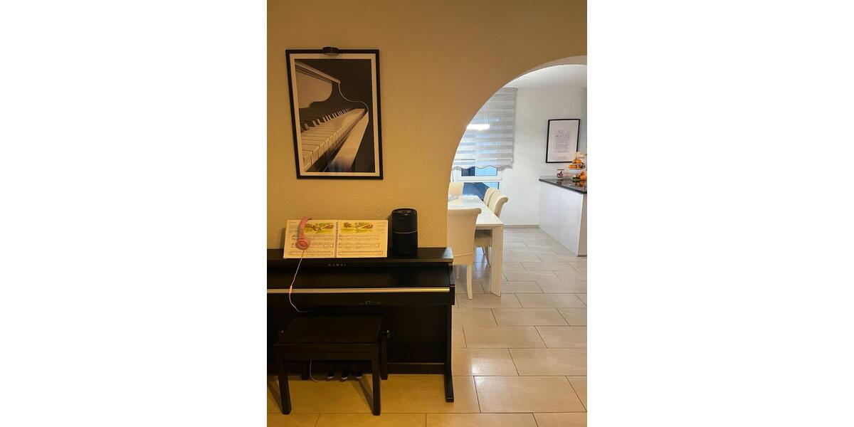 Neckarsulm-NEUBERG Reihenmittelhaus zu verkaufen 5.5 zimmer