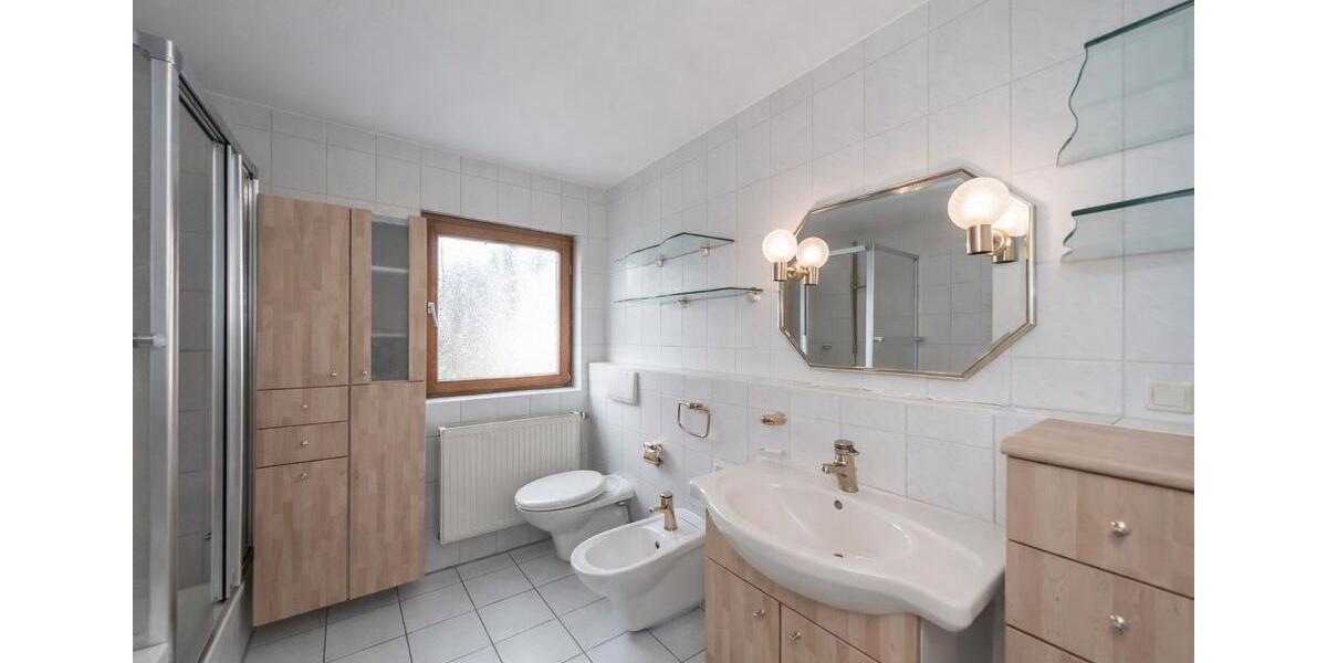 Erdgeschoßwohnung Neckarwestheim - 4 Zimmer, 127 m&sup2;, 1.500&euro; | Angebot:26285298