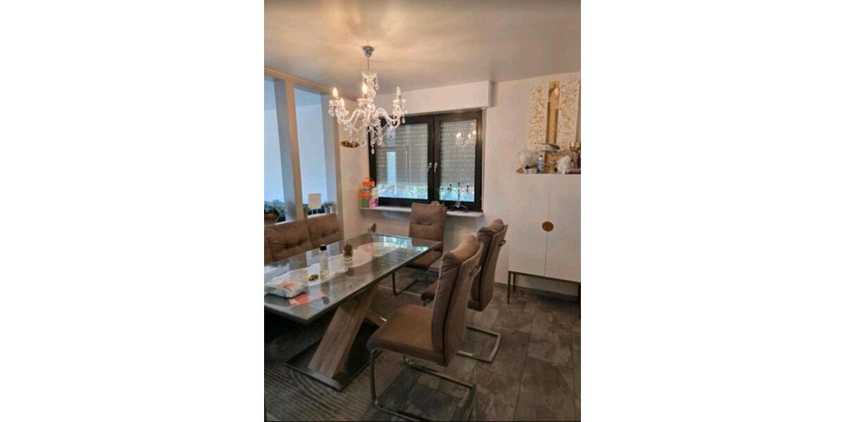 Einfamilienhaus mit Einliegerwohnung von Privat 6 zimmer