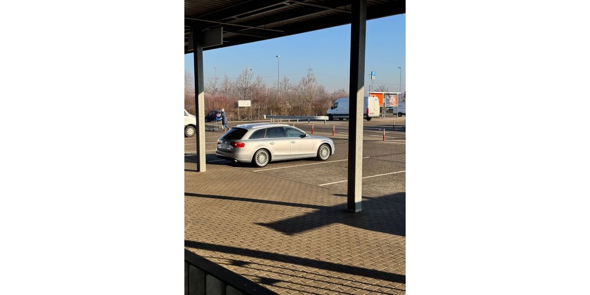 Audi A4 128.000 km 12.249 &euro; Heilbronn 74076