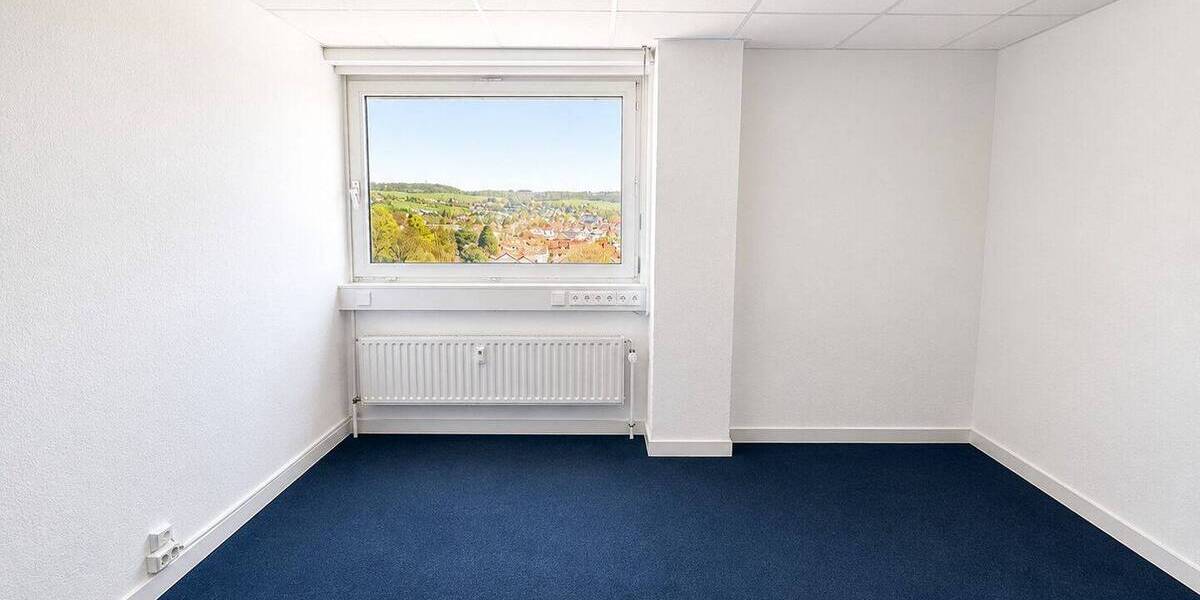 Gewerbeobjekt Heilbronn - 6 Zimmer, 125 m&sup2;, 300&euro; | Angebot:26758878