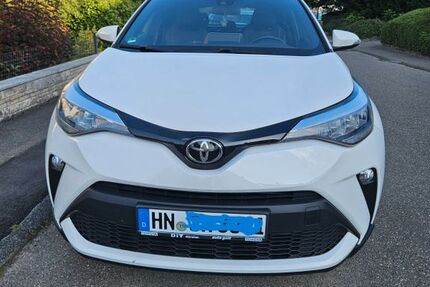 Toyota C-HR 33.000 km 15.999 &euro; Heilbronn 74078