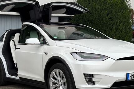 Tesla Model X 125.000 km 35.700 € Heilbronn 74080