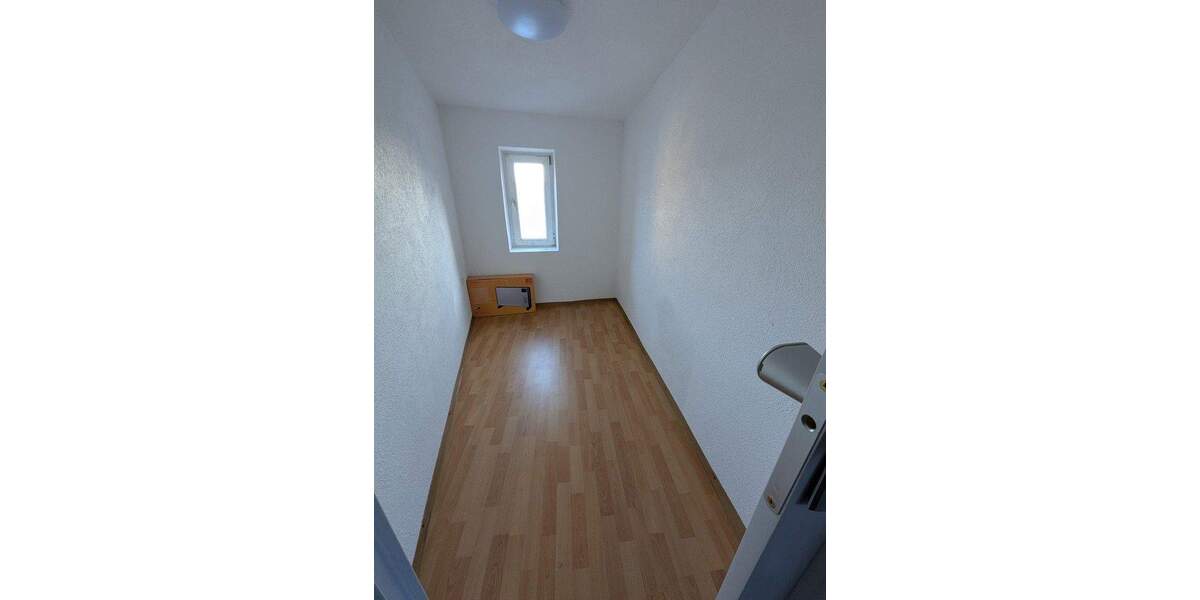 Etagenwohnung Stetten a. H. Schwaigern Stetten - 3 Zimmer, 90 m&sup2;, 550&euro; | Angebot:26587275