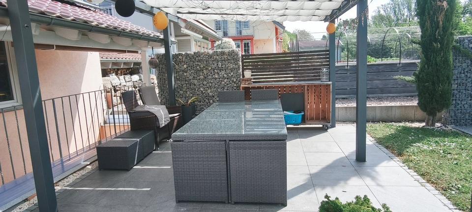 Einfamilienhaus Neuenstadt am Kocher - 8 Zimmer, 215 m&sup2;, 749.000&euro; | Angebot:27126039