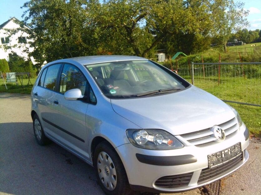 VW Golf 71.000 km 3.999 € Langenbrettach 74243