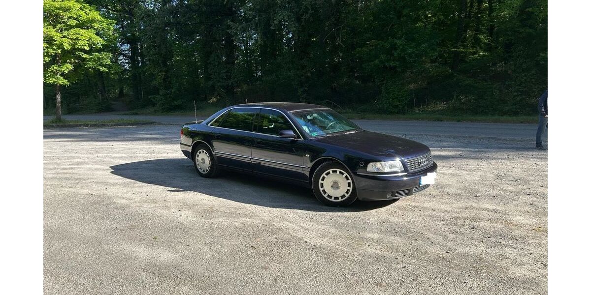 Audi A8 60.000 km 74.000 &euro; Gundelsheim 74831