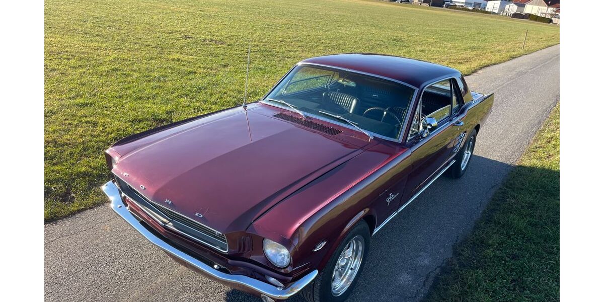 Ford Mustang 9.999 km 32.890 &euro; Wüstenrot-Neuhütten 71543