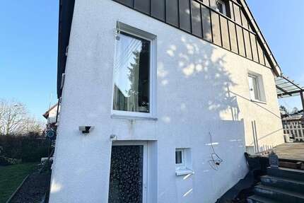 Haus Backnang - 4 Zimmer, 140 m&sup2;, 2.050&euro; | Angebot:26460873