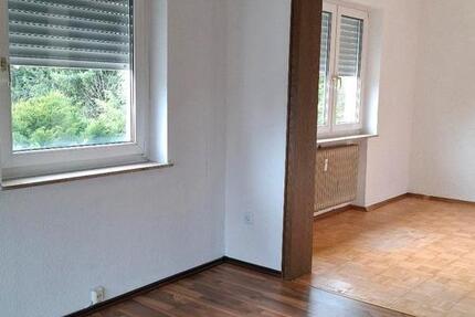 Wohnung Backnang - 4 Zimmer, 80 m&sup2;, 1.000&euro; | Angebot:25510120