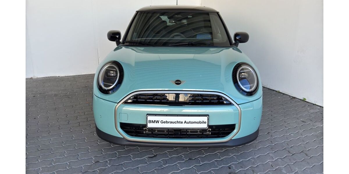 Mini Cooper 8.304 km 32.888 € Heilbronn 74076
