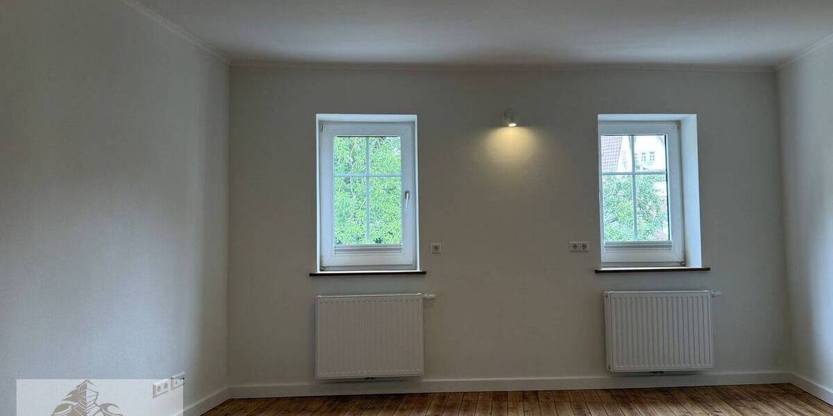 Einfamilienhaus Bad Wimpfen - 6 Zimmer, 190 m&sup2;, 2.400&euro; | Angebot:26862793