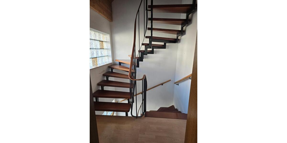 Mehrfamilienhaus, Wohnhaus Erlenbach - 7 Zimmer, 171 m&sup2;, 439.000&euro; | Angebot:26619679