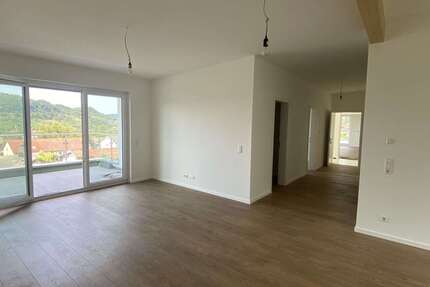 Wohnung Mosbach - 3 Zimmer, 105 m&sup2;, 1.090&euro; | Angebot:26864561