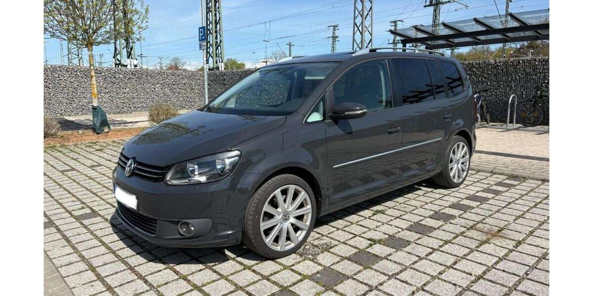 VW Touran 277.000 km 7.500 &euro; Bad Friedrichshall 74177