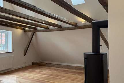 Haus Bad Wimpfen - 6 Zimmer, 190 m&sup2;, 2.400&euro; | Angebot:26857921