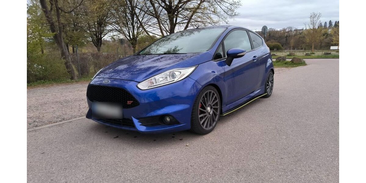 Ford Fiesta 120.000 km 9.900 &euro; Bietigheim-Bissingen 74321