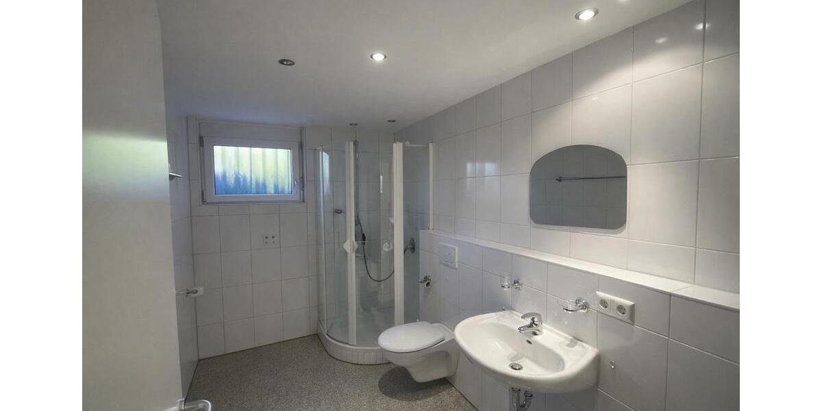 Bungalow Bietigheim-Bissingen Bissingen - 6 Zimmer, 140 m&sup2;, 2.600&euro; | Angebot:25984966