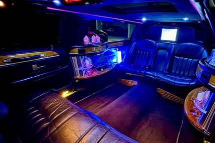 Lincoln Town Car 259.000 km 13.999 &euro; Möglingen 71696