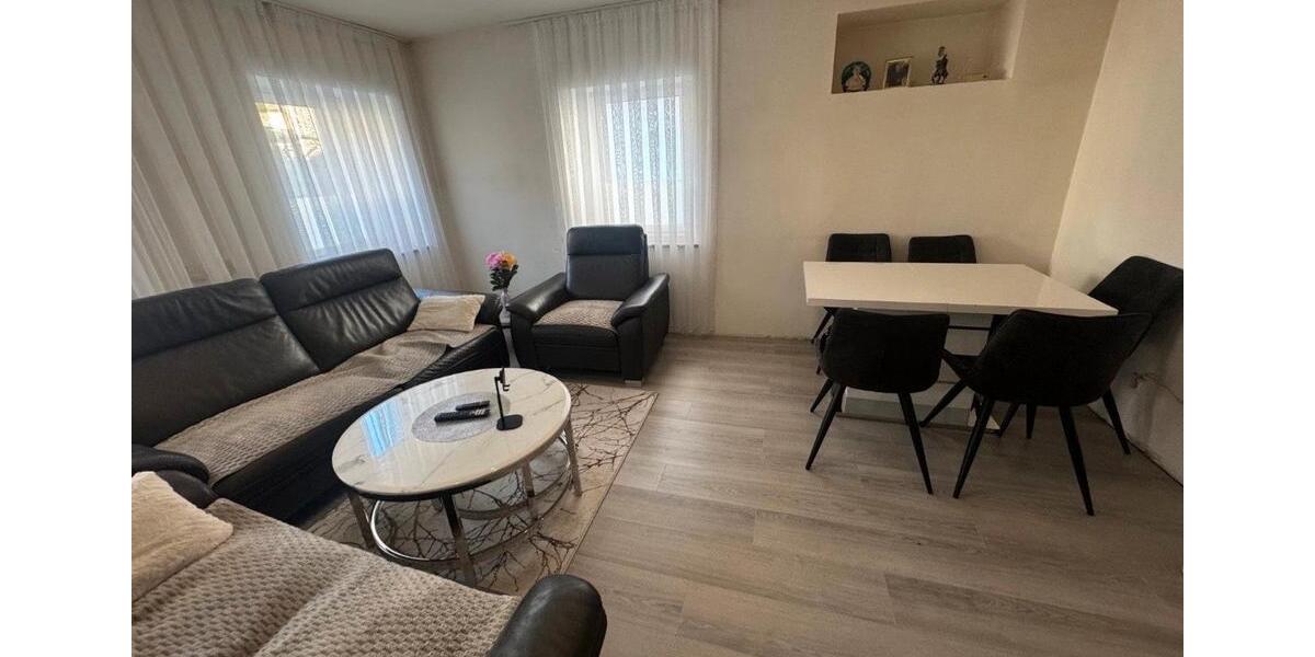 Mehrfamilienhaus, Wohnhaus Markgröningen - 13 Zimmer, 250 m&sup2;, 535.000&euro; | Angebot:26855693