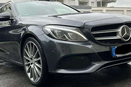 Mercedes-Benz 250 232.000 km 14.000 € Bad Rappenau 74906