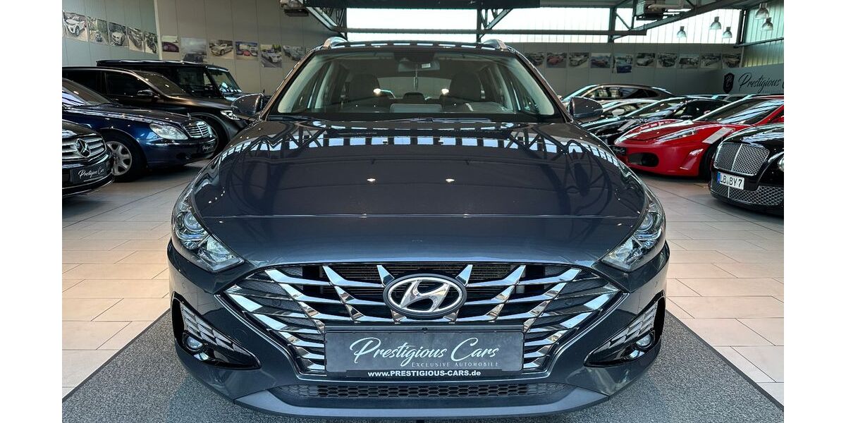 Hyundai i30 50.000 km 18.549 &euro; Steinheim an der Murr 71711