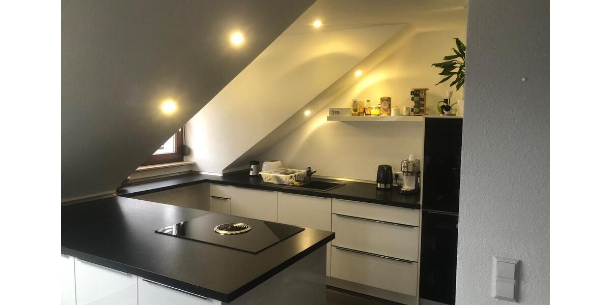 Dachgeschoßwohnung Gundelsheim - 3.5 Zimmer, 90 m&sup2;, 329.000&euro; | Angebot:27569676