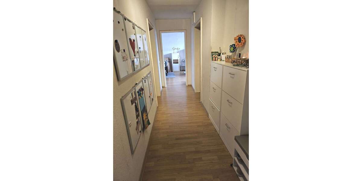 Etagenwohnung Eppingen - 3 Zimmer, 94 m&sup2;, 1.050&euro; | Angebot:25138766