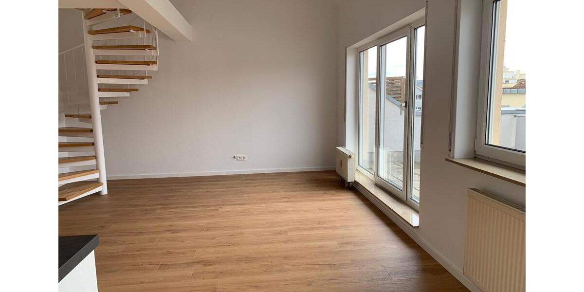 Dachgeschoßwohnung Vaihingen an der Enz - 2 Zimmer, 73 m&sup2;, 990&euro; | Angebot:24801961