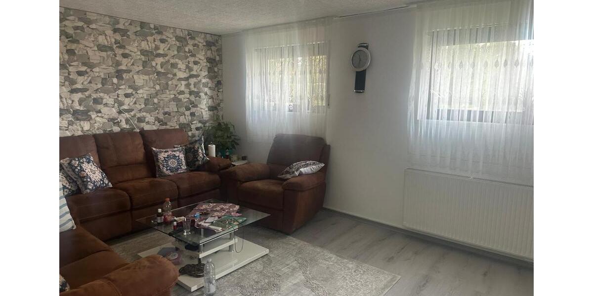 Einfamilienhaus Sinsheim - 8 Zimmer, 150 m&sup2;, 650.000&euro; | Angebot:26536140