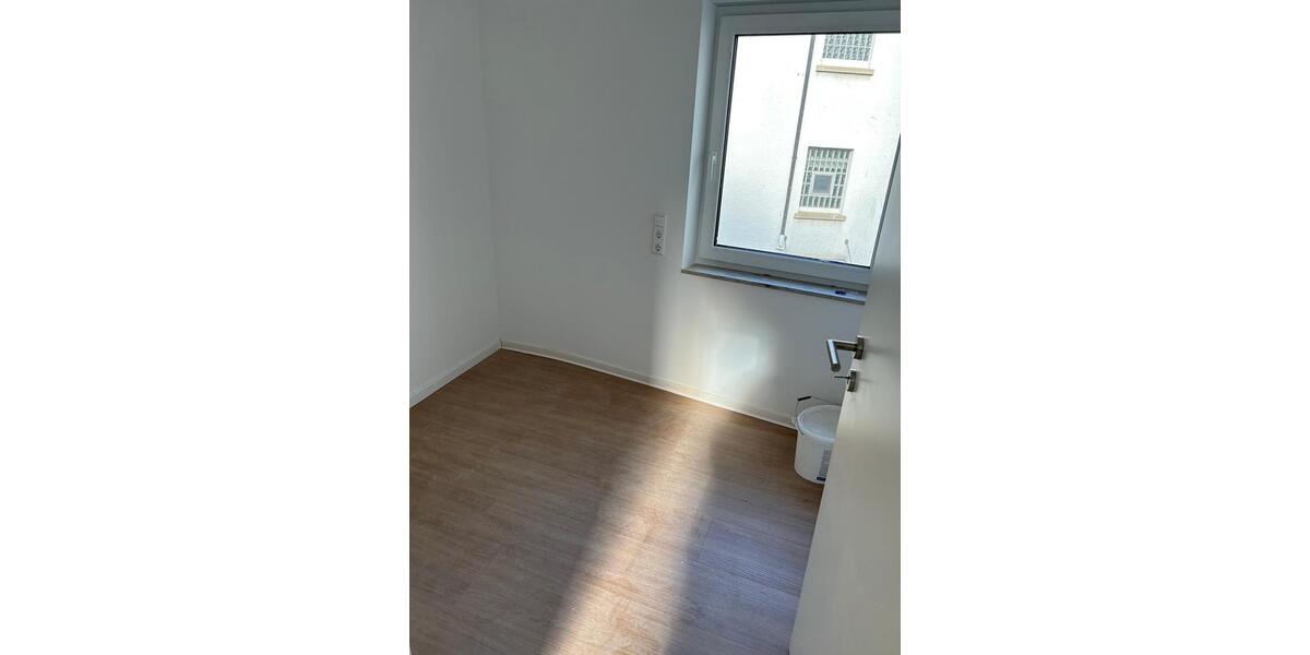 Etagenwohnung Neckarsulm - 4 Zimmer, 80 m&sup2;, 1.250&euro; | Angebot:24762102