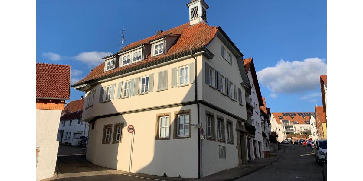 Dachgeschoßwohnung Ludwigsburg Hoheneck - 2.5 Zimmer, 70 m&sup2;, 225.000&euro; | Angebot:26844883