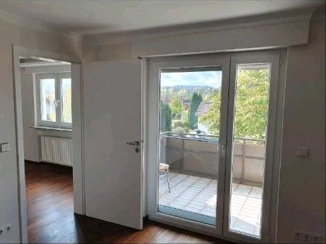 Dachgeschoßwohnung Öhringen - 3.5 Zimmer, 90 m&sup2;, 950&euro; | Angebot:26348693