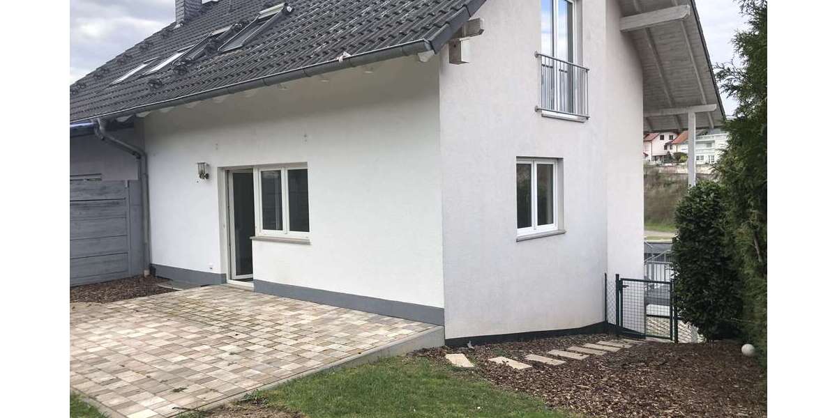 Etagenwohnung Sinsheim / Steinsfurt Steinsfurt - 5 Zimmer, 120 m&sup2;, 1.420&euro; | Angebot:27091024