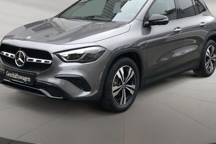 Mercedes-Benz GLA 180 5.652 km 40.479 &euro; Neckarsulm-Obereisesheim 74172