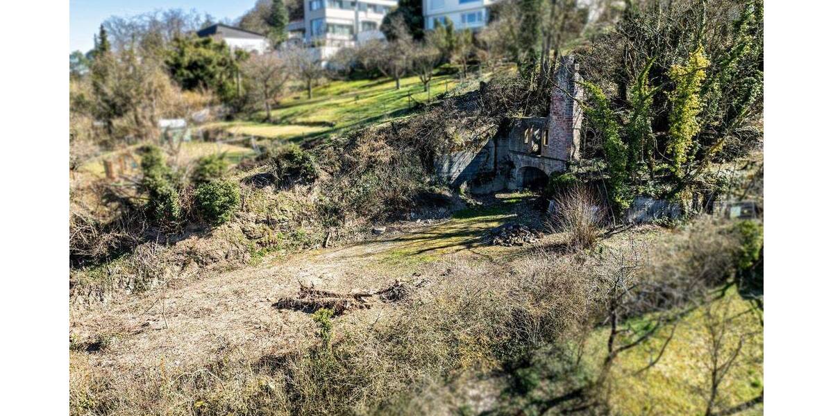 Traumhaftes Grundstück mit Weitblick und historischem Felsenkeller zimmer