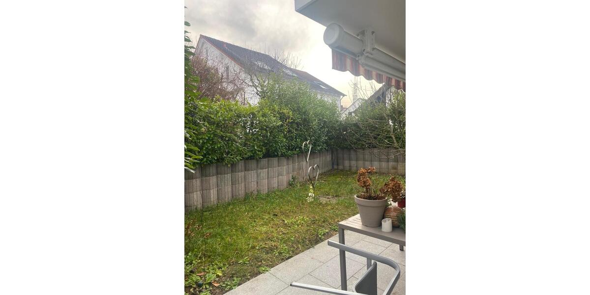 Einfamilienhaus Besigheim - 5.5 Zimmer, 179 m&sup2;, 2.250&euro; | Angebot:25050250