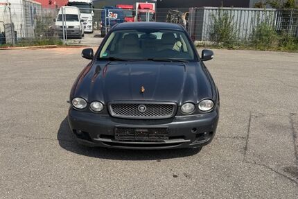 Jaguar X-Type 308.000 km 2.750 &euro; Markgröningen 71706