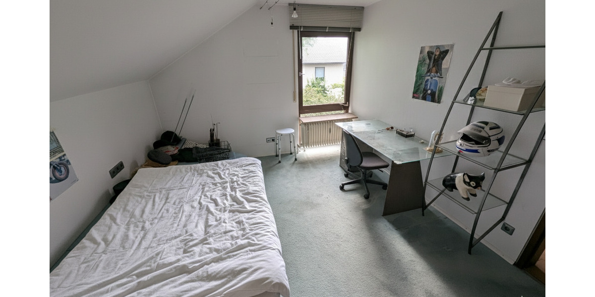 Feines Einfamilienhaus mit großer Einliegerwohnung 1 zimmer