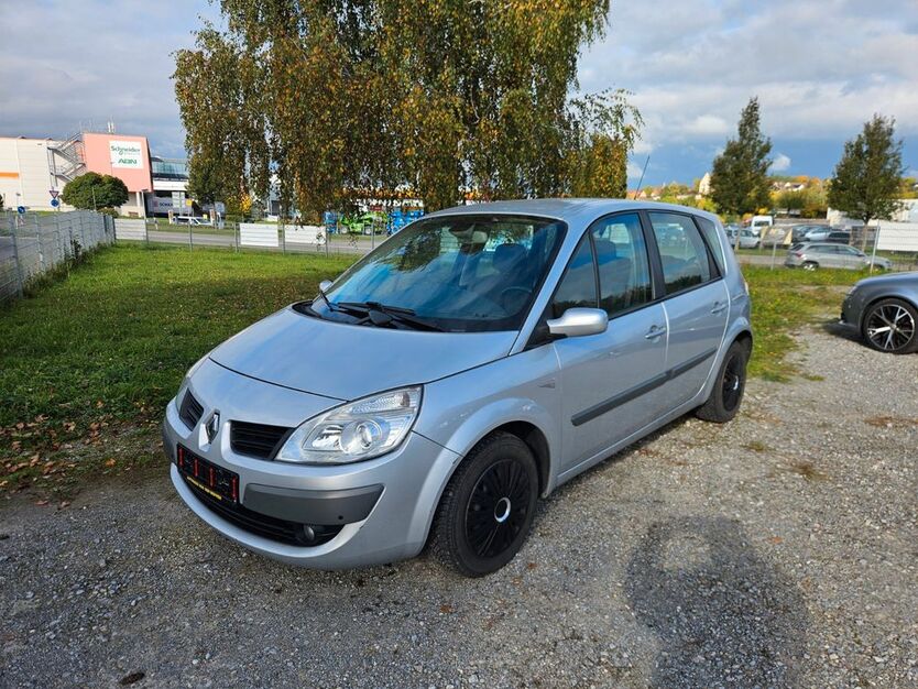 Renault Scenic 100.328 km 2.799 € Neuenstadt am Kocher 74196