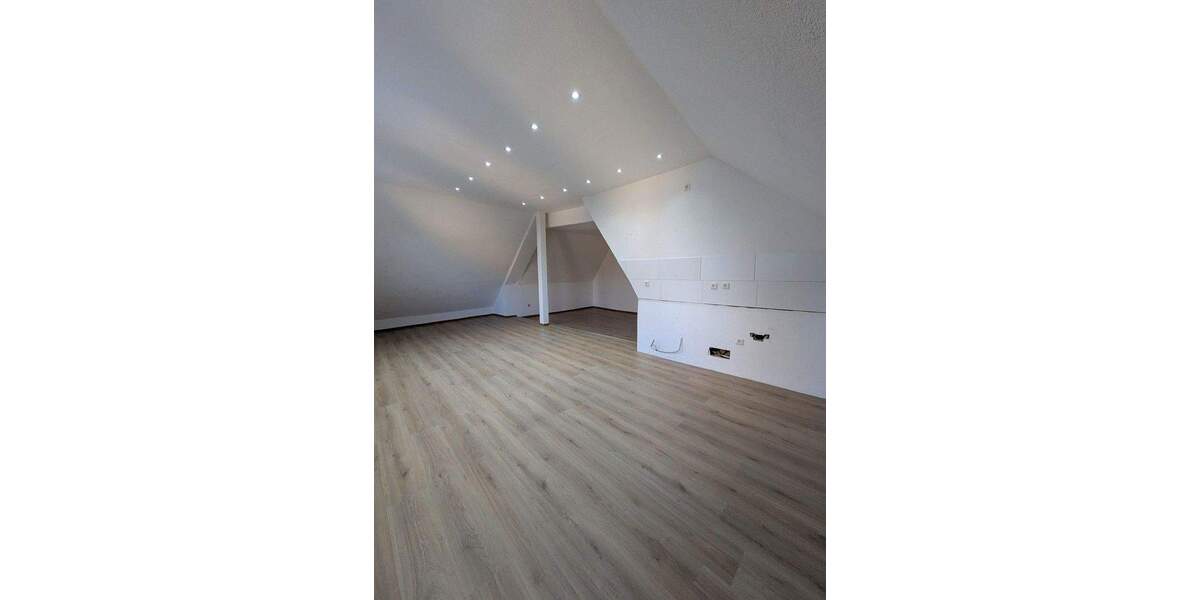Etagenwohnung Stetten a. H. Schwaigern Stetten - 3 Zimmer, 90 m&sup2;, 550&euro; | Angebot:26587275