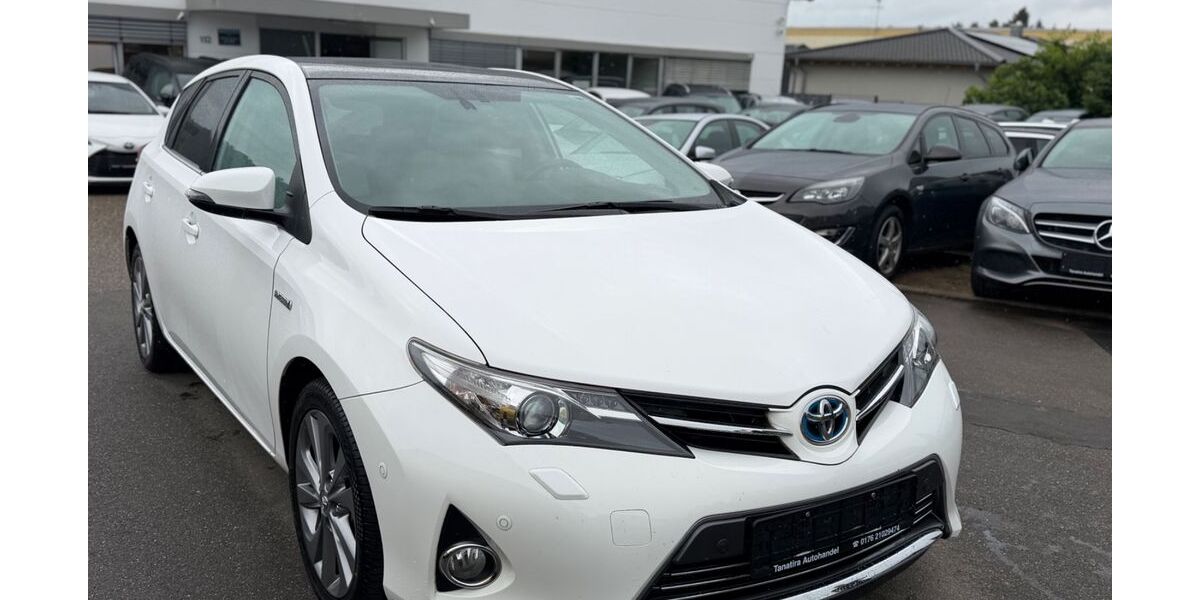 Toyota Auris 143.000 km 10.299 &euro; Gundelsheim 74831