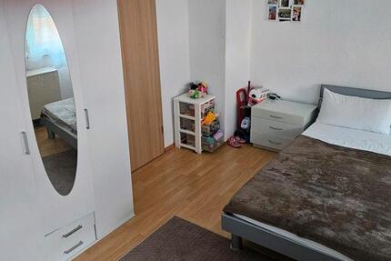 Wohnung Sachsenheim - 2.5 Zimmer, 72 m&sup2;, 1.000&euro; | Angebot:24840696