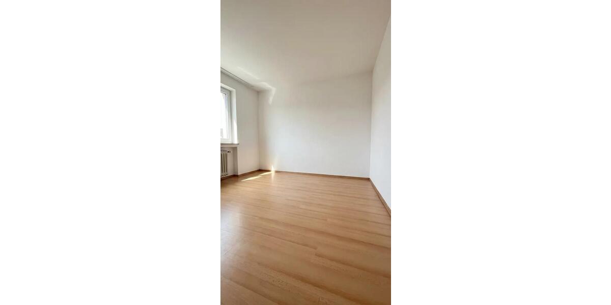 Etagenwohnung Güglingen - 3 Zimmer, 70 m&sup2;, 227.500&euro; | Angebot:26238124